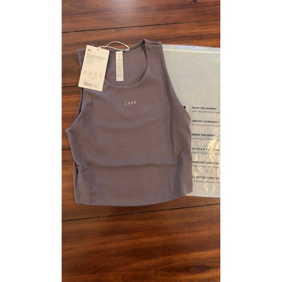 LSKD Base Tank Dark Storm Grey Cropped Racerback Performance Women Medium NEW - Picture 12 of 16